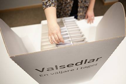 Ställ med valsedlar