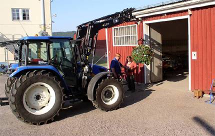 Arbetsmarknadsenhetens traktor 