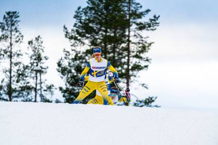 Mona Brorsson i skidspåret