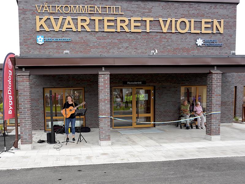 Invigning Violen_Maria Nilsson Snedsböl.jpg